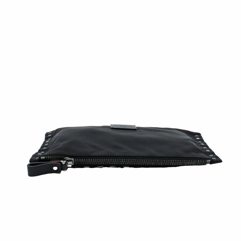 medium black clutch shw