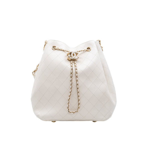 CC Drawstring In White Calfskin Quilted Bucket Bag GHW Seri 27 - L'UXE LINK