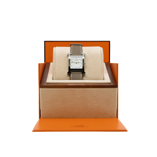 heure H watch 26x26 phw with etoupe band