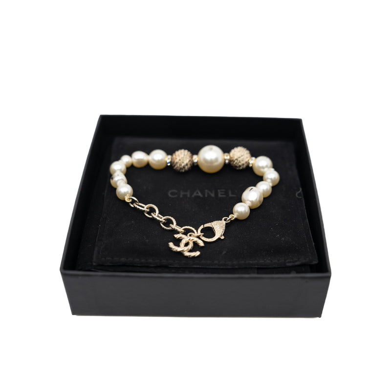 Bracelet Faux Pearl With Yellow Gold Ball GHW