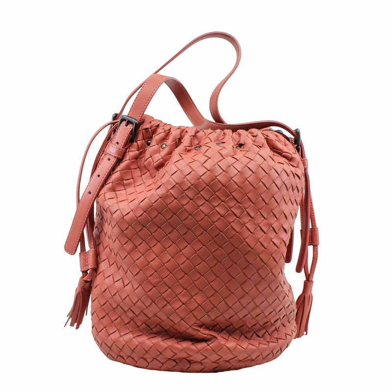 Drawstring Tassel Bucket Bag Intrecciato Nappa pink Small - L'UXE LINK