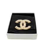 thumbnail Medium CC Logo Brooch With Pearl/Crystal GHW