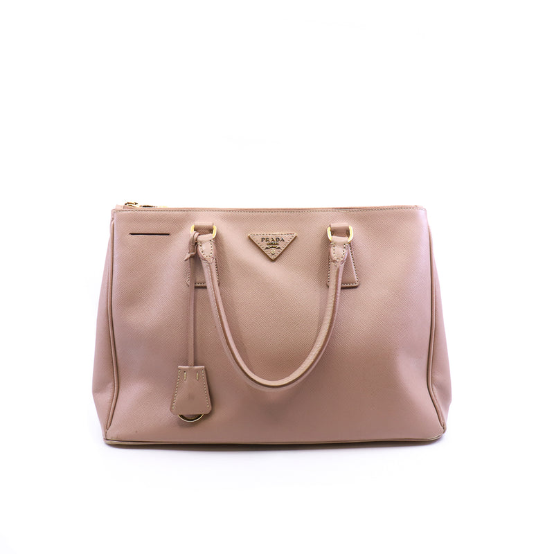 saffiano medium in leather beige ghw