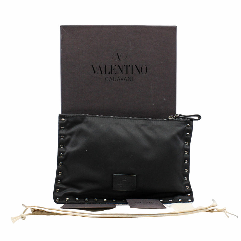 medium black clutch shw