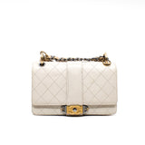 thumbnail Small CC Chain In White Quilted Calfskin Flap Handbag Multi Hardware Seri 26 - L'UXE LINK