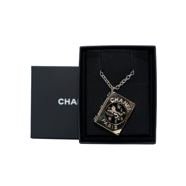 Lion Book Enamel Locket Pendant Necklace - L'UXE LINK