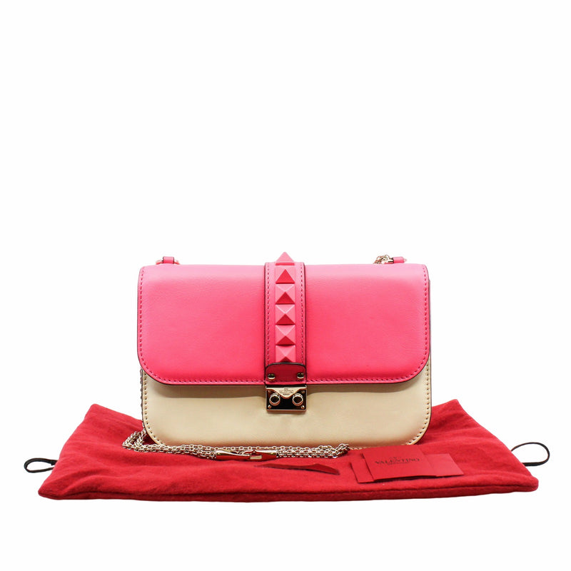 SMALL ROCKSTUD CROSSBODY BAG WITH CHAIN RED ROSE LGHW - L'UXE LINK