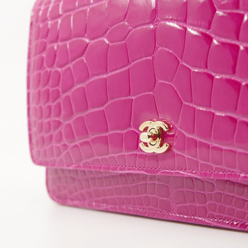 Wallet On Chain Alligator Leather In Pink GHW Seri 24