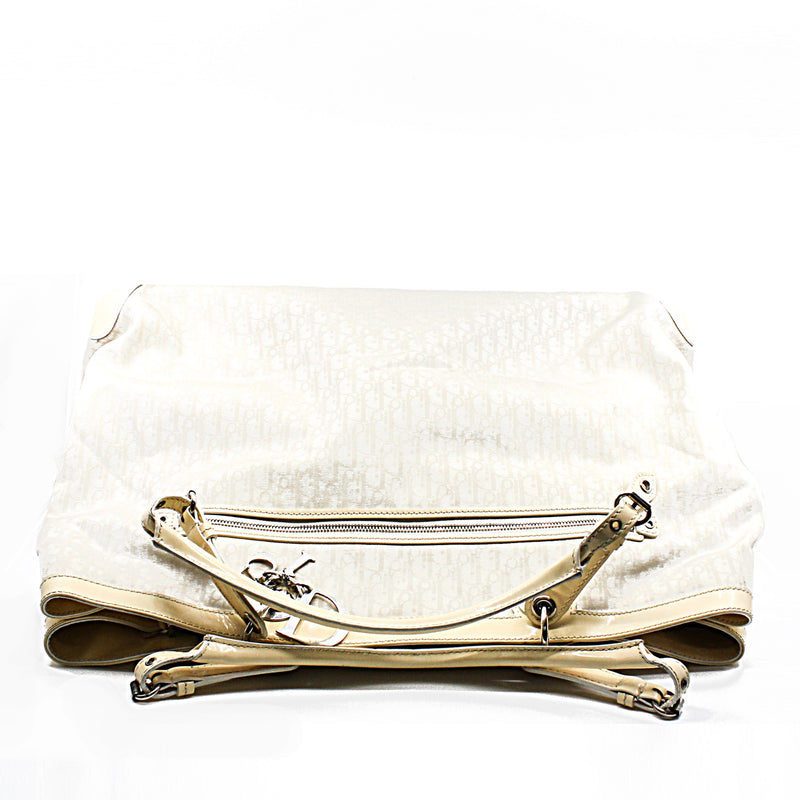 Diorissimo In White Canvas/Patent Leather Trimmed Tote Bag PHW - L'UXE LINK