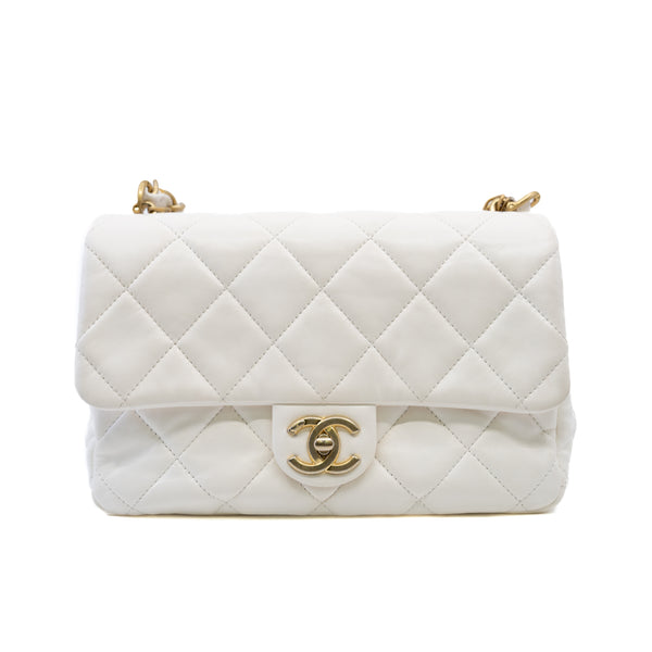 23 white quilted calfskin ghw seri L9E7xxxx (microchipped) - L'UXE LINK