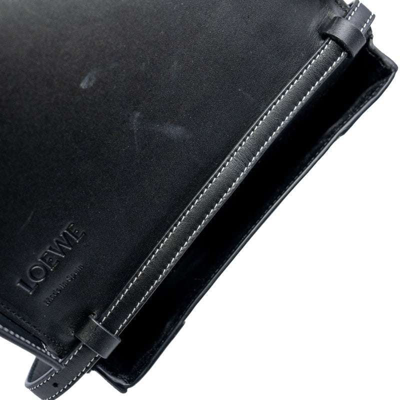 Heel Black Leather Saddle Bag