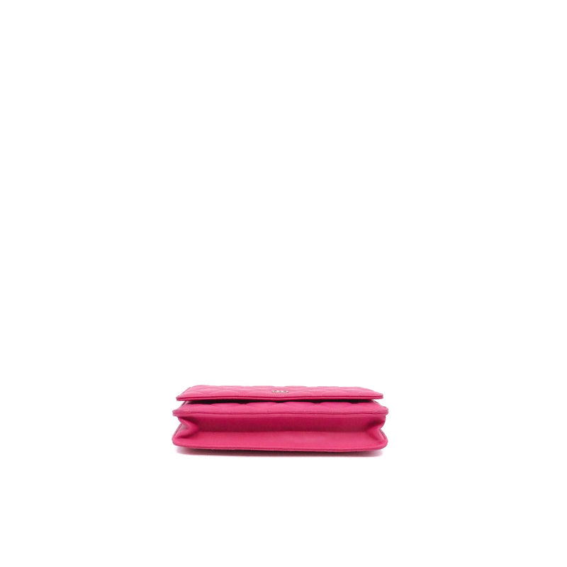 Classic Enamel CC Wallet On Chain In Hot Pink Lambskin Leather PHW Seri 21 - L'UXE LINK