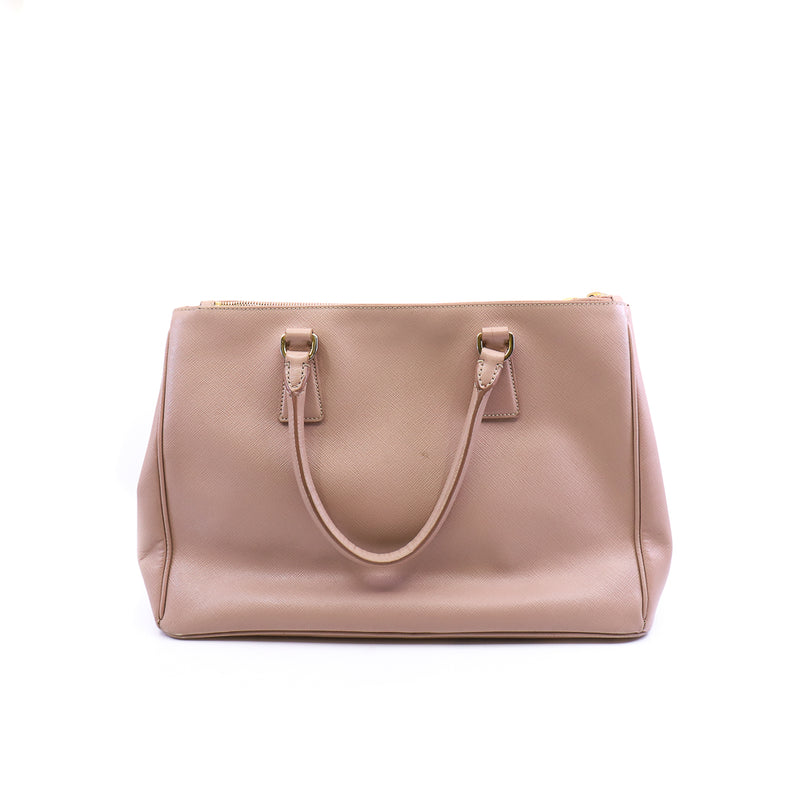 saffiano medium in leather beige ghw