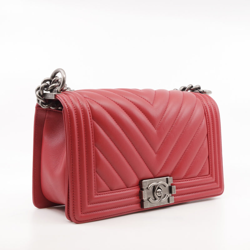 Old Medium Leboy In Red Chevron Lambskin Leather Handbag PHW Seri 25 - L'UXE LINK