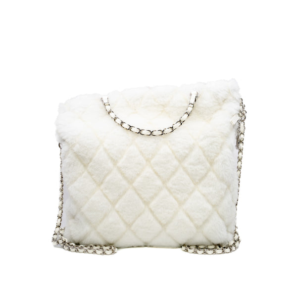 19 White Fur Tote Bag PHW - L'UXE LINK