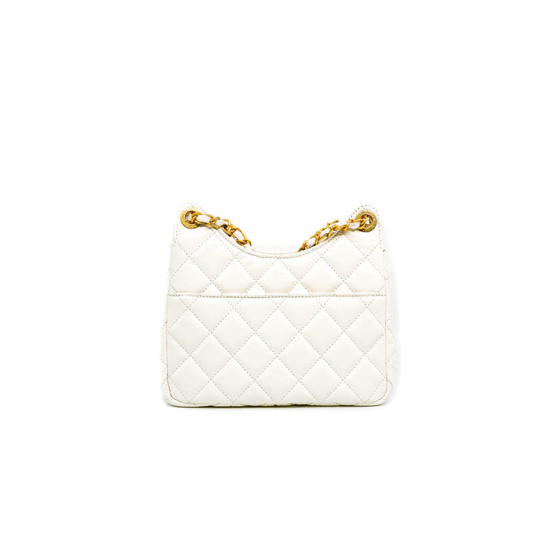 23B Small White Shiny Calfskin Quilted Wavy CC Hobo Bag GHW Seri LJHKXXXX - L'UXE LINK