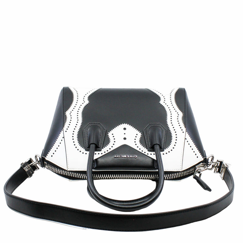 Antigona Bag  Medium Leather black and white phw