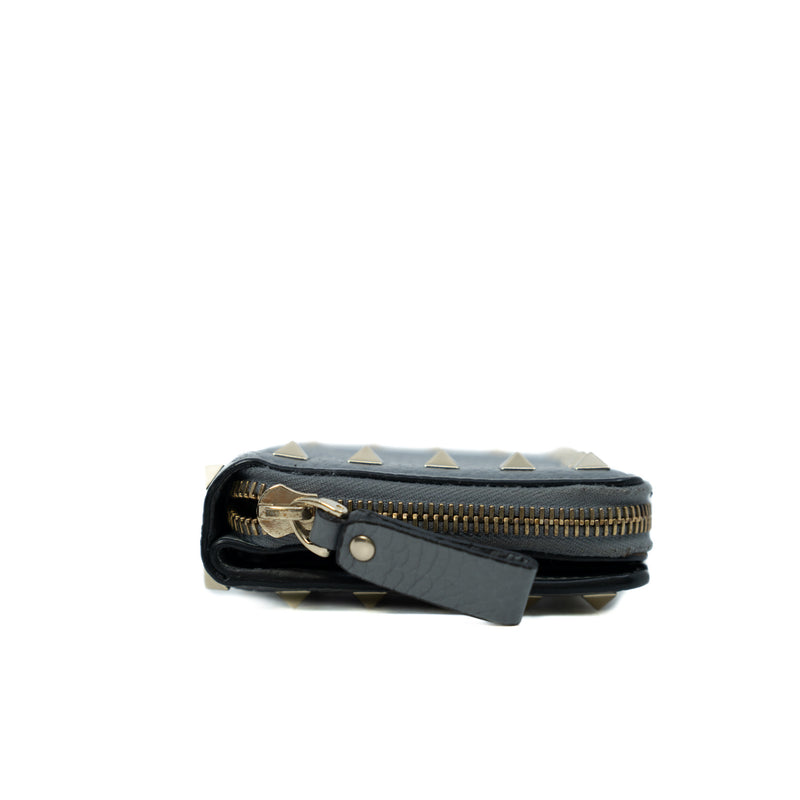 Rockstud Zip Around Wallet In Grey Calfskin Leather GHW - L'UXE LINK