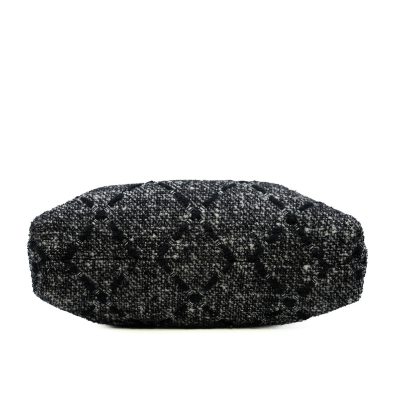 22 Bag Medium In Knitted Woolen Grey/Black GHW