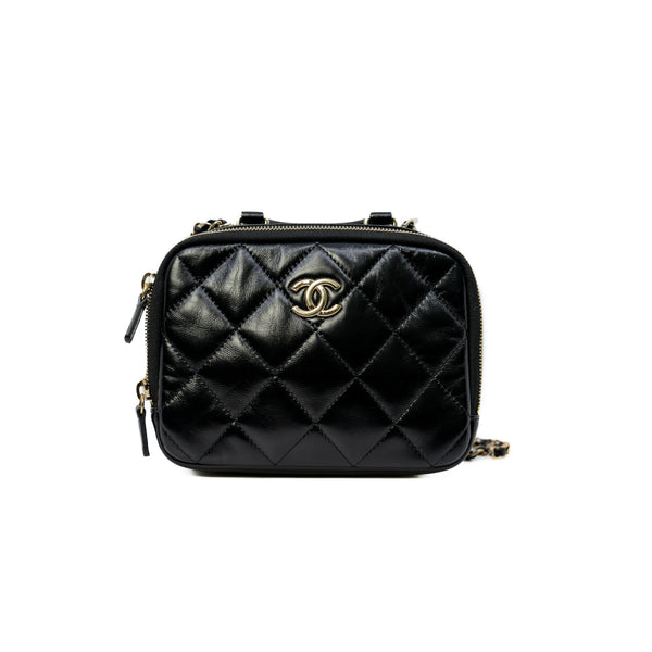 Mini Vanity Case With Top Handle In Black Shiny Lambskin Quilted Bag GHW - L'UXE LINK