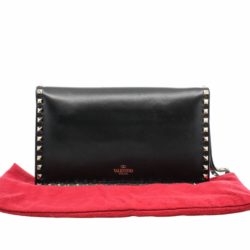 Valentino rockstud 2024 flap clutch