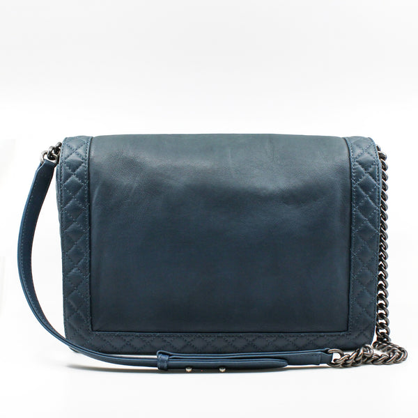 Maxi Boy Chanel Chain Shoulder Bag  Calf Leather Blue PHW - L'UXE LINK