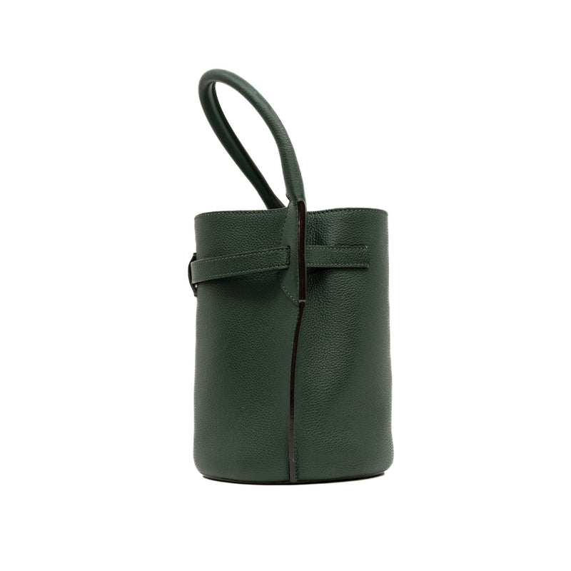 buckle tote in leather green
