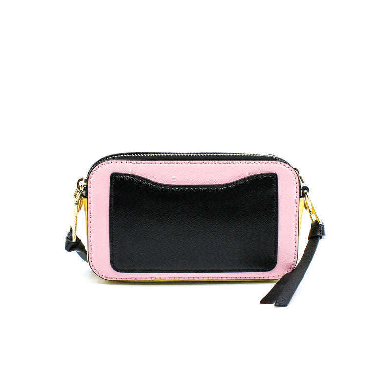 marc jacobs camera bag in pink