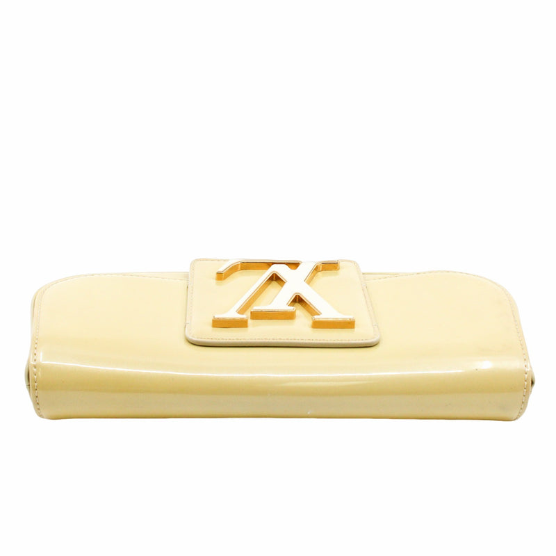 Sobe patent leather clutch bag Louis Vuitton Yellow in Patent