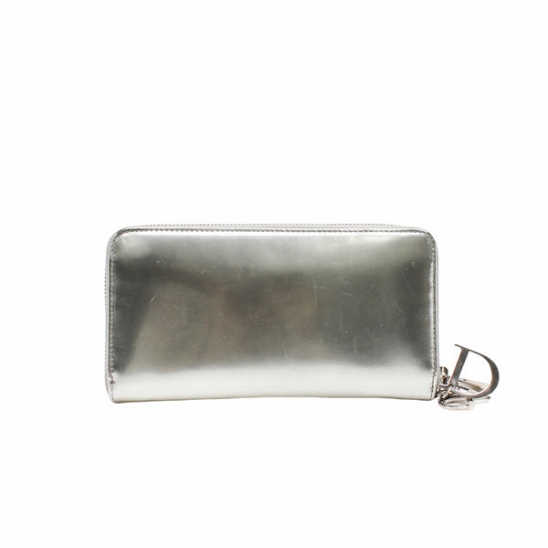 long zippy wallet patent silver phw - L'UXE LINK