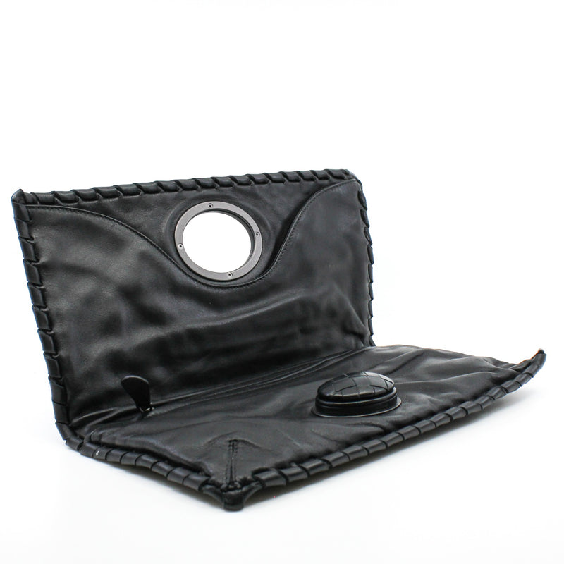 black clutch