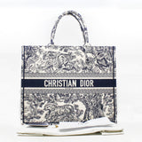 thumbnail Dior Toile De Jouy Book Tote Large Blue Embroidery rrp5000 - L'UXE LINK